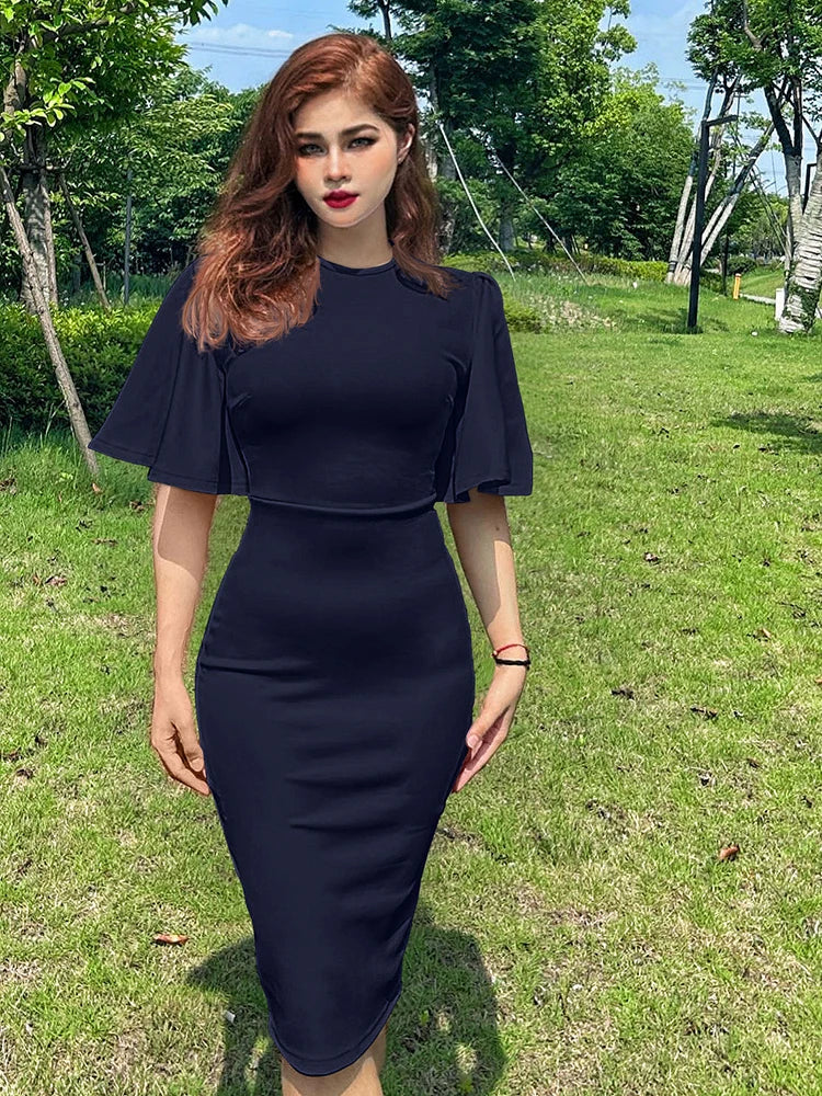 Slim Fit Midi Dress for Women - Crew Neck Half Sleeve Hips