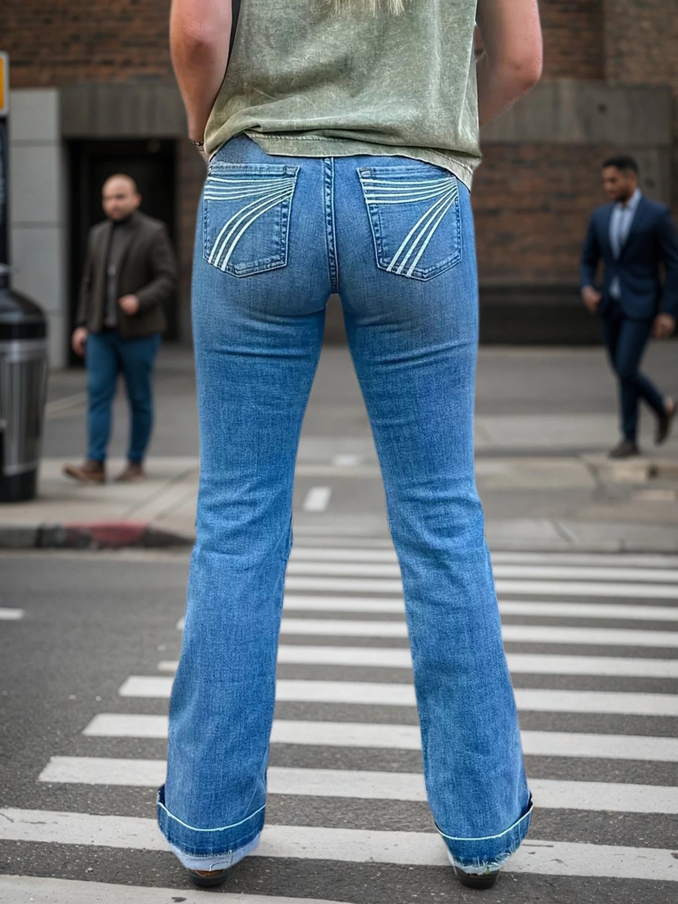 High Waist Elastic Flared Jeans for Women - Embroidered
