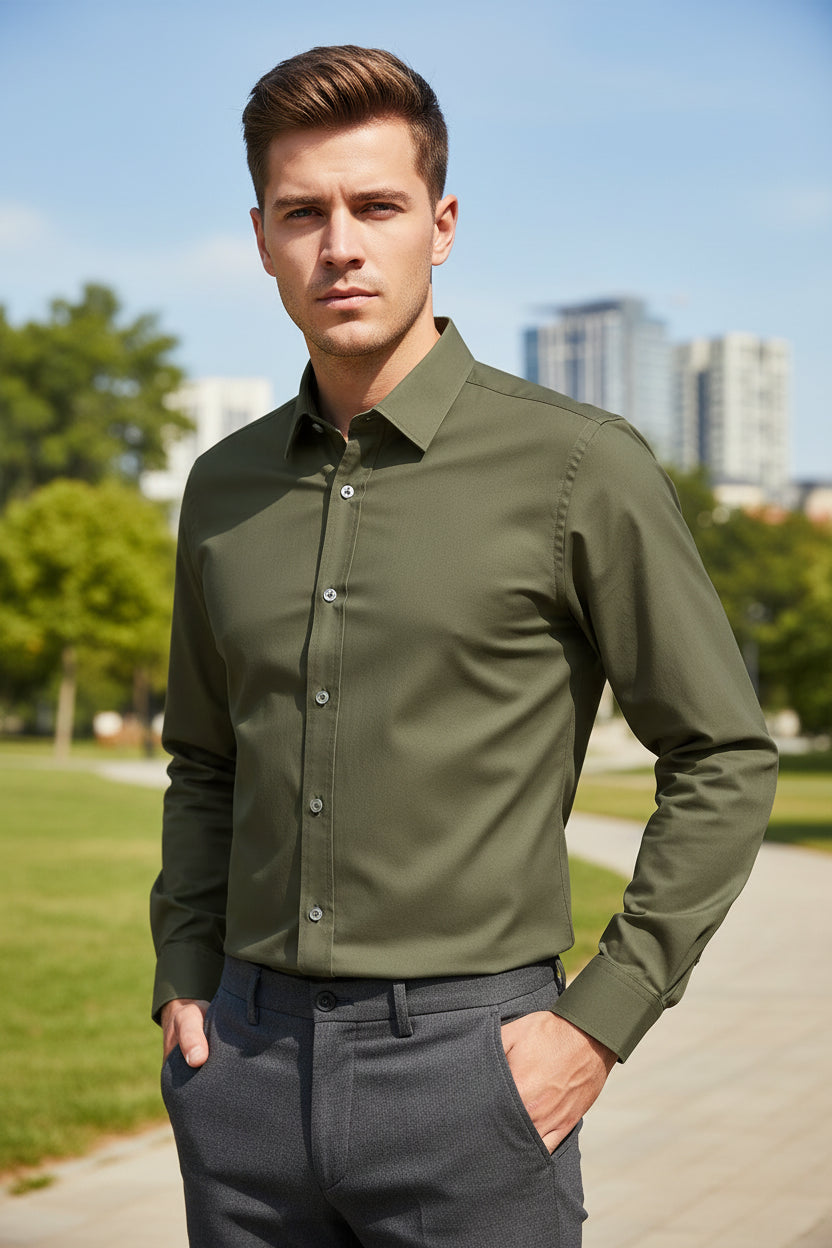 Green shirt with a tag on a white background, featuring the brand 'LAI KE JIU WANG'.